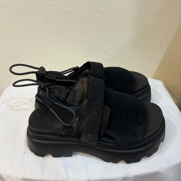 UGG Cady Black Platform Sandals - Picture 3 of 6